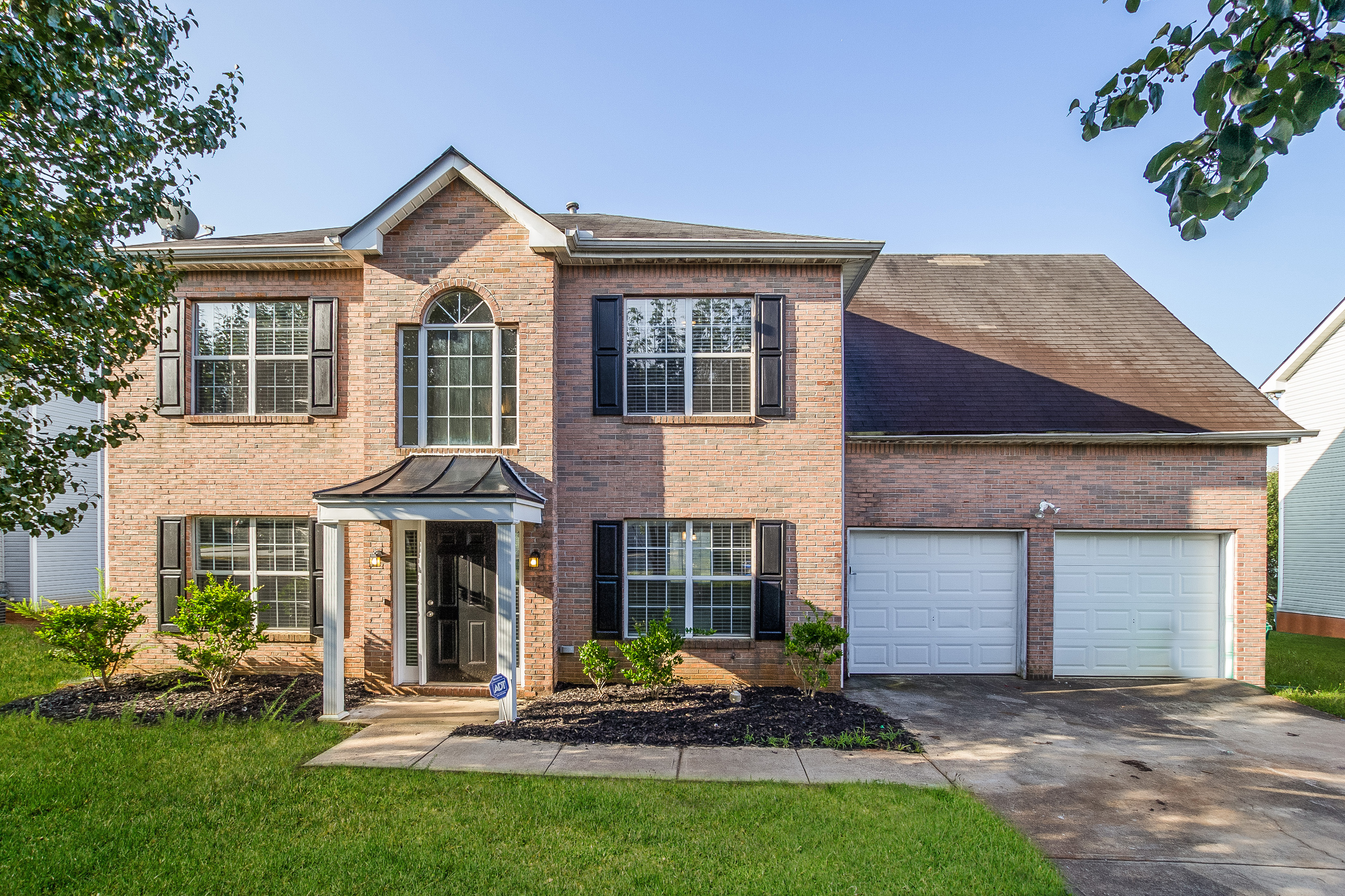 5388 Winding Glen Dr Lithonia, GA 30038